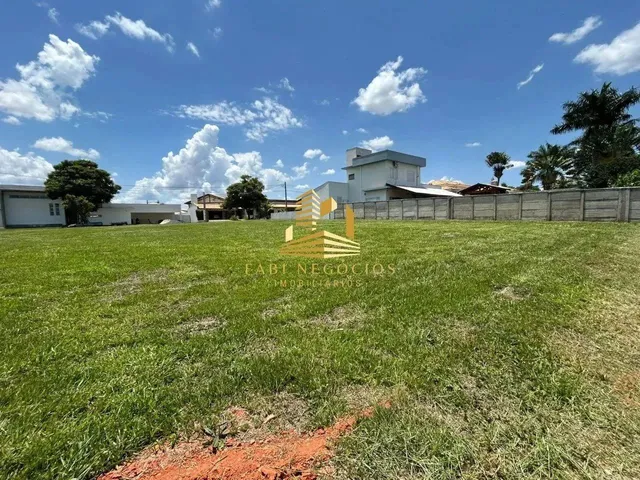 Imagem: Terreno a Venda no Condominio Village Ipanema