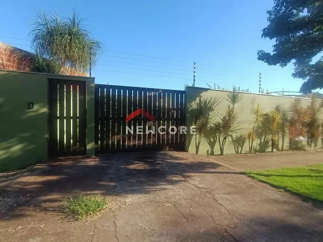 Imagem: Casa em Avenida Américo Belay - Parque