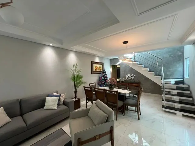 Imagem 15: Sobrado À Venda em Maringá, Jardim Monte Rei, com 3 Quartos, com 204.41 M²