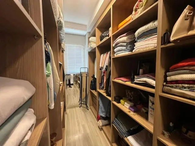 Imagem 16: Sobrado À Venda em Maringá, Jardim Monte Rei, com 3 Quartos, com 204.41 M²
