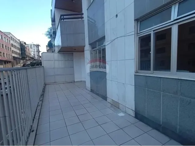 Imagem 2: Oportunidade!Locação! Apartamento 2 Quartos e Varandão na Olegário Maciel em Juiz De