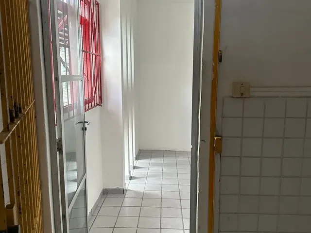 Imagem 13: Alugo Apartamento para Moradia/Escritório no Centro, 3 Quartos e 1 Banheiro