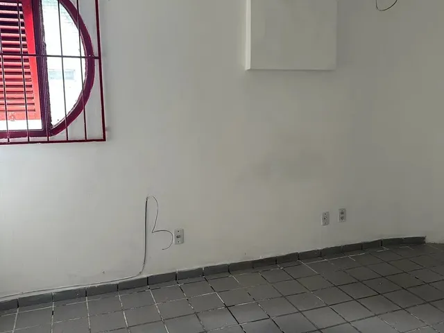 Imagem 9: Alugo Apartamento para Moradia/Escritório no Centro, 3 Quartos e 1 Banheiro
