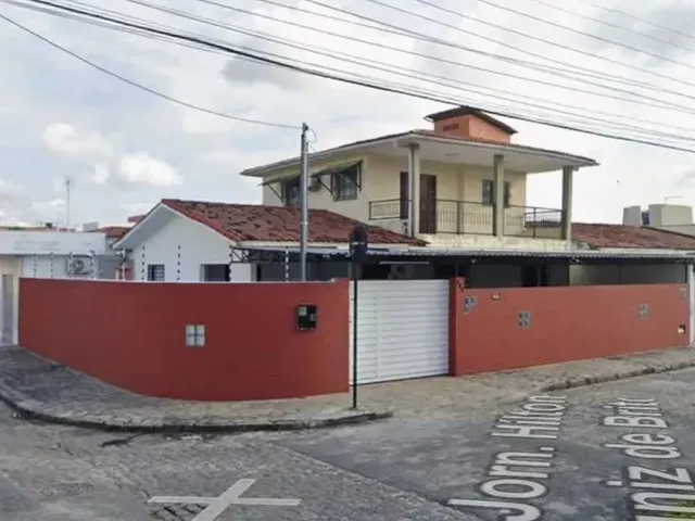 Imagem: Casa na Melhor Localização de Mangabeira