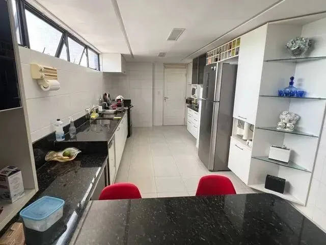 Imagem 4: Valor de Super Oportunidade! Cobertura 500M2 Mobiliada para Venda Ou Aluguel - Manaira - J