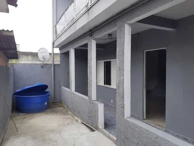 Imagem 1: Casa Duplex Ampla de Fundos com 2 Quartos no Caioaba - N.i