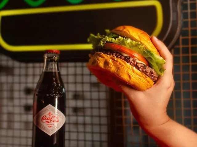 Imagem: Vendo Hamburgueria com Marca Ativa Cardápio