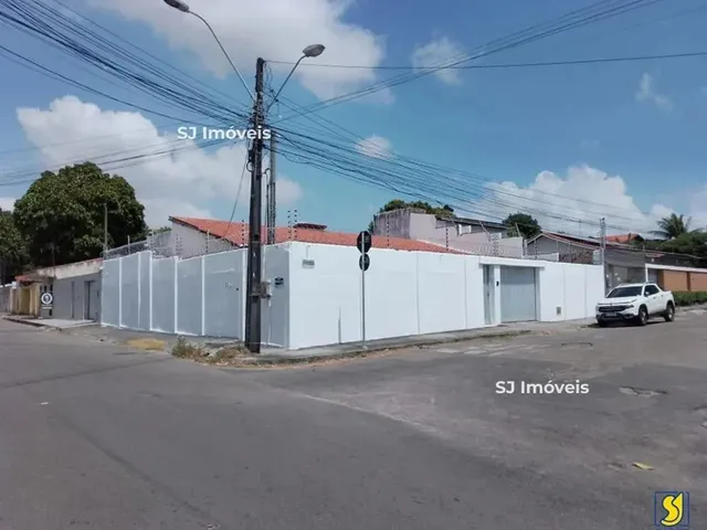 Imagem: Casa Excepcional com 3 Suítes e Ampla Área