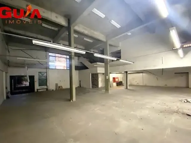 Imagem: Alugo Galpão Comercial com 03 Pavimentos