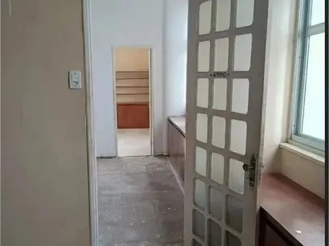 Imagem: Centro Comercial para Venda Tem 63 Metros