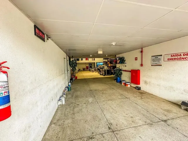 Imagem 7: Imóvel Comercial Galpão a Venda com 1000 Metros Quadrados com 16 Quartos em Passaré