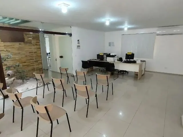 Imagem: Casa com 5 Dormitórios para Alugar, 450