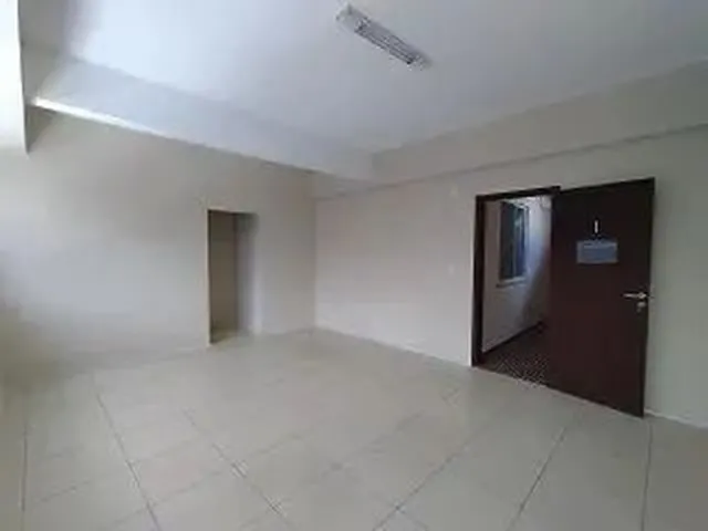 Imagem 15: Prédio Comercial com 438M², Pronto para Montar Seu Negócios! São 03 Pavimentos, 08