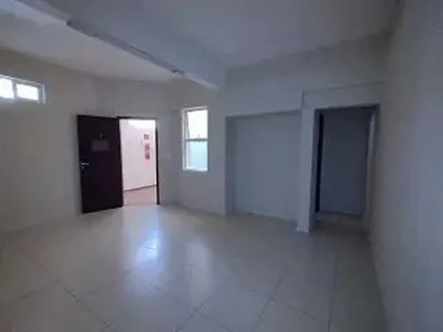 Imagem 3: Prédio Comercial com 438M², Pronto para Montar Seu Negócios! São 03 Pavimentos, 08