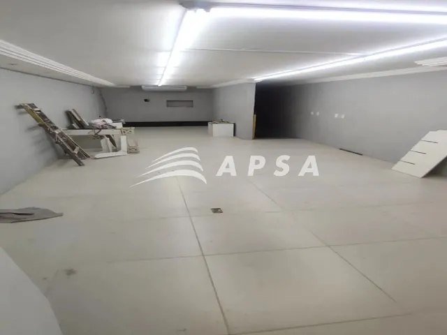 Imagem 12: Imóvel Comercial de 3 Andares, Localizado no Coração do Centro da Cidade, em Pleno