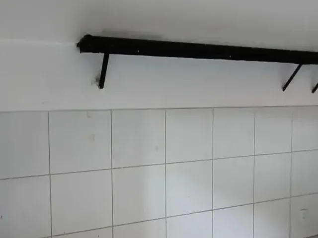 Imagem 1: Imóvel para Aluguel Possui 190 Metros Quadrados com 7 Quartos em Tauape - Fortaleza - Ce