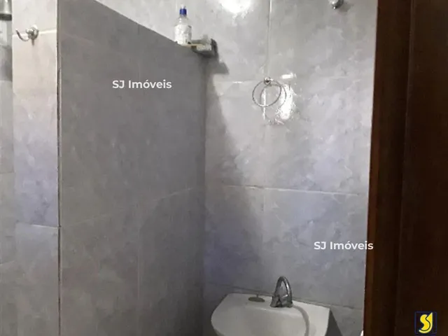 Imagem 3: Imóvel Comercial com 7 Salas e 6 Banheiros Próximo À Unifor