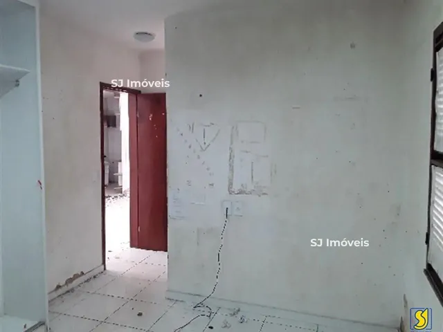 Imagem 2: Imóvel Comercial com 7 Salas e 6 Banheiros Próximo À Unifor