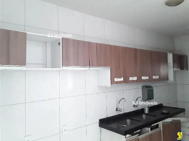 Imagem 11: Imóvel Comercial com 7 Salas e 6 Banheiros Próximo À Unifor