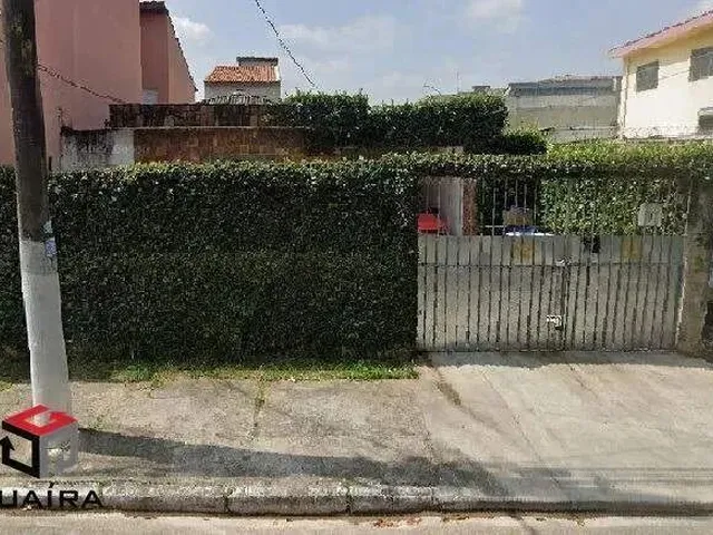 Imagem: O terreno possui 250m² de Área e está localizado em Vila