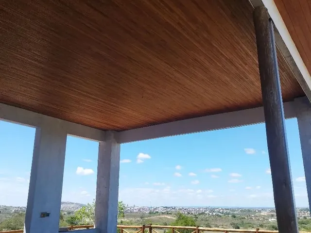 Imagem: Uma Tarefa Ao Lado do Condomínio de Sítio