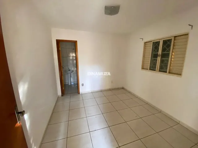 Imagem 2: Casa com 3 Quartos, 2 Suítes no Bairro Beija Flor 2