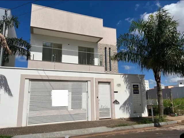 Imagem: Linda Casa Nova - Aluguel - Sobrado