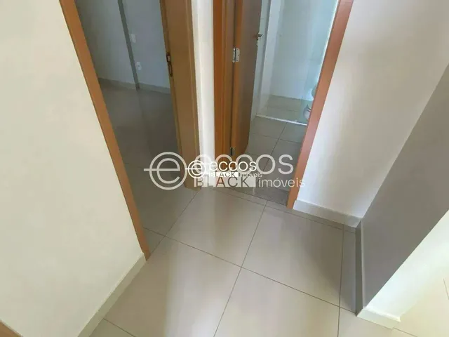Imagem 9: Apartamento para Aluguel, 2 Quartos, 1 Suíte, 2 Vagas, Centro - Uberlândia/Mg