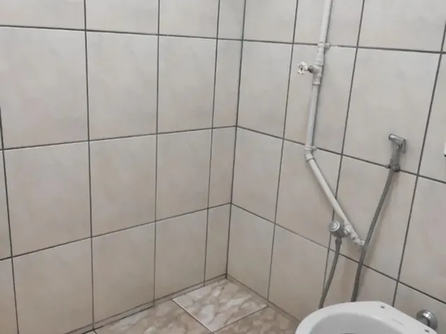 Imagem 5: Aluga-Se Uma Suite no Centro Ou Sala Comercial