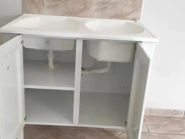 Imagem 6: Aluga-Se Uma Suite no Centro Ou Sala Comercial