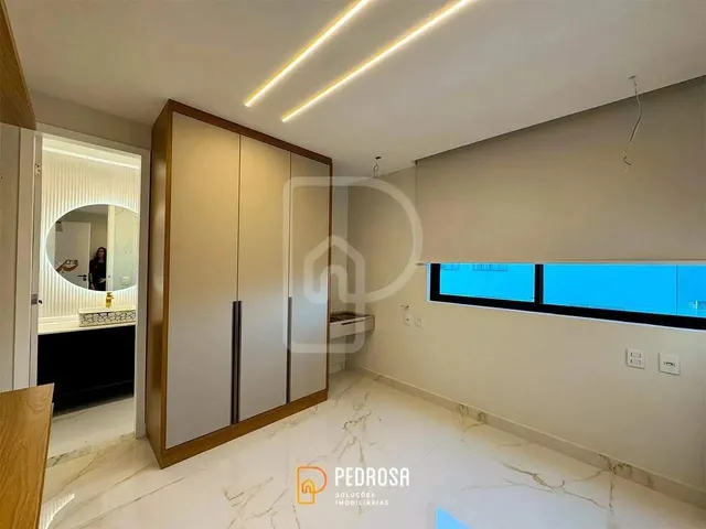 Imagem 12: Casa em Alphaville com 300 M² - 3 Quartos (2 Suítes Sendo 1 Master) - Área Gourmet Com