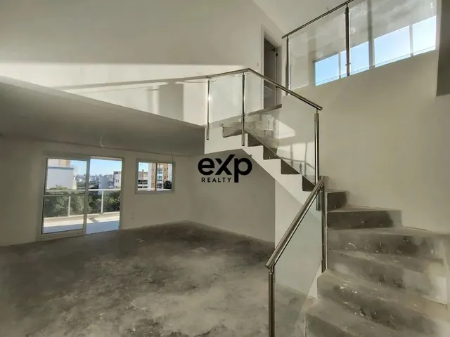 Imagem: Cobertura Duplex com 3 Quartos no Bacacheri
