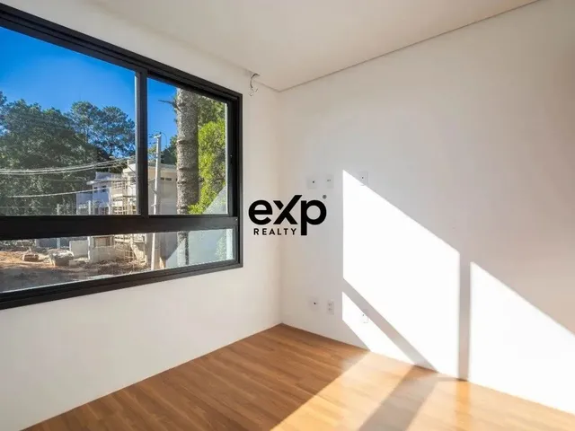 Imagem 10: Casa Triplex com 3 Quartos no santa Cândida!