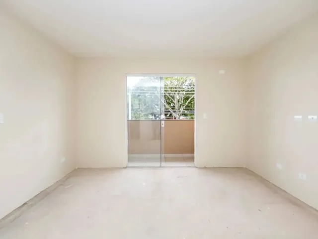 Imagem 3: Sobrado À Venda com 3 Quartos no Abranches em Curitiba
