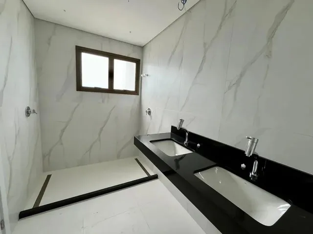 Imagem 8: Residencial Peracanga com 3 Quartos Sendo 3 Suítes na Enseada Azul em Guarapari