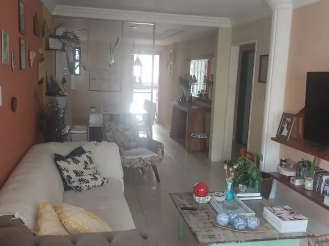 Imagem 8: Imóvel 2 Casas, 2 Lojas e 3 Kitnet