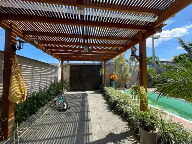 Imagem 2: Imperdível! Casa Planejada e com Área de Lazer em Condomínio Localizado em Guarapari!