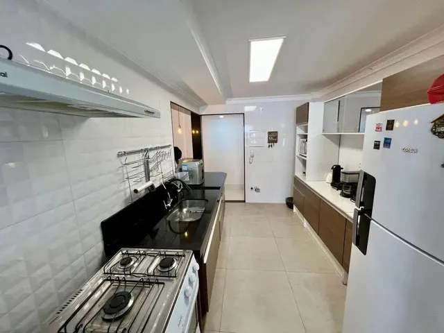Imagem 4: Werllen Baptista com 2 Quartos Sendo 1 Suíte no Centro de Guarapari-Es
