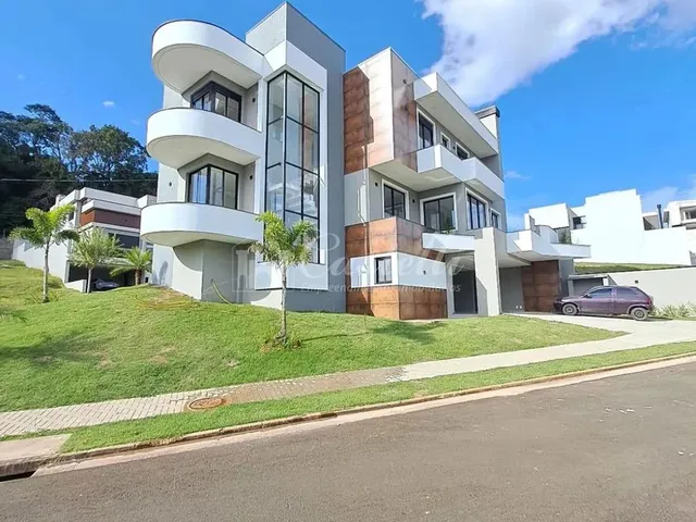 Imagem: Casa À Venda no Condomínio Vale dos Vinhedos