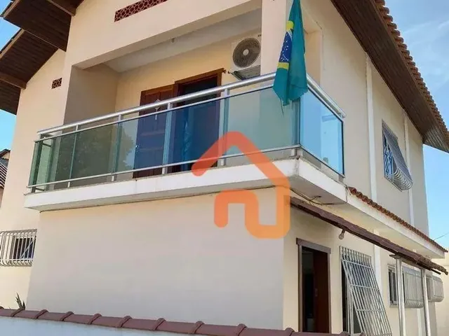 Imagem: Casa com 2 Quartos À Venda, 180 M² por