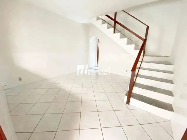 Imagem: Casa com 2 Dormitórios À Venda, 73 M²