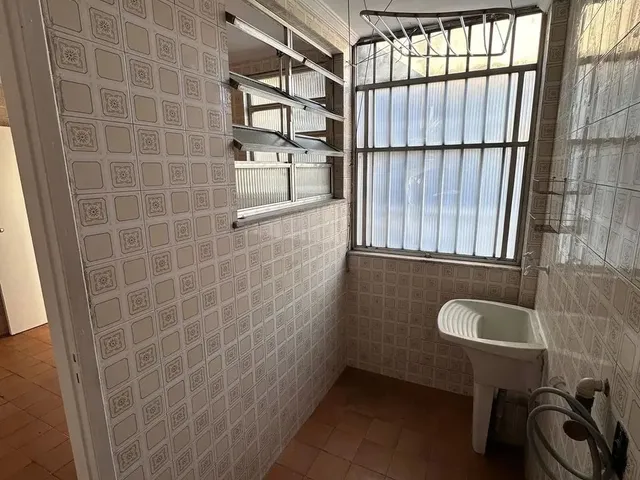 Imagem 4: Oportunidade no Centro de Nilópolis Apartamento 2 Quartos com Garagem