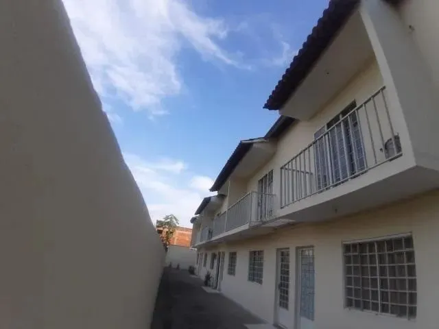 Imagem: Casa com 2 Quartos, com 80M2 / Km 32