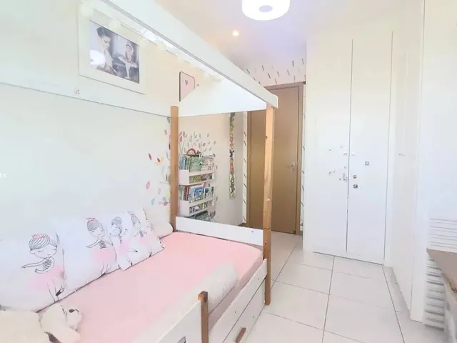 Imagem 11: Apartamento para Venda em Nova Iguaçu, Centro, 3 Dormitórios, 1 Suíte, 2 Banheiros, 2