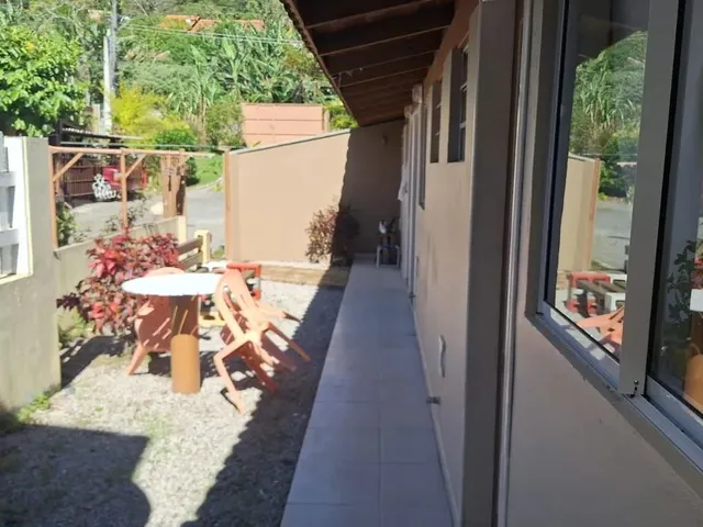 Imagem: Alugo Kitnet Trindade