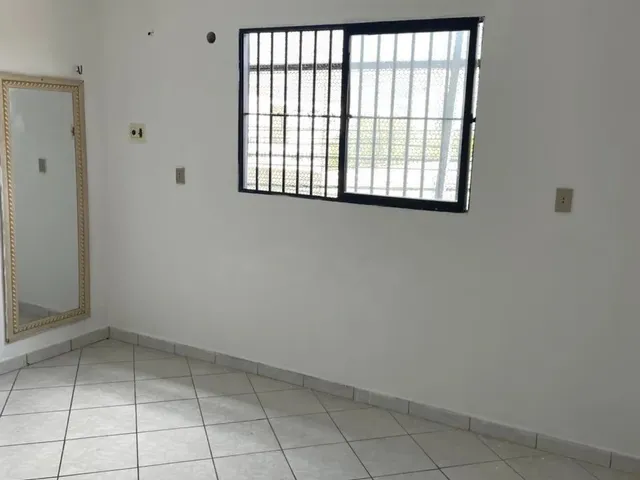Imagem 3: Apt de 1/4 no Centro Kit Net Ótima Localização no Centro