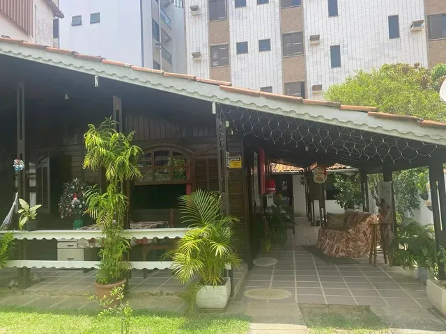 Imagem: Linda Casa com 04 Quartos Quadra da Praia