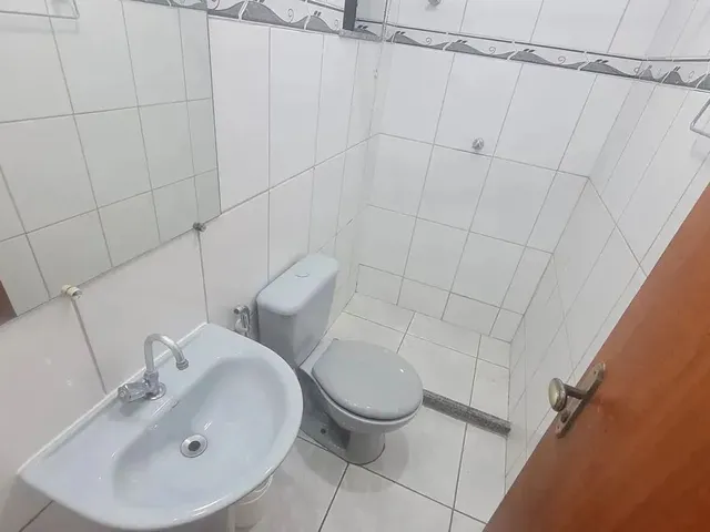 Imagem 11: Imóvel para Aluguel Possui 50 Metros Quadrados com 2 Quartos em Sol...