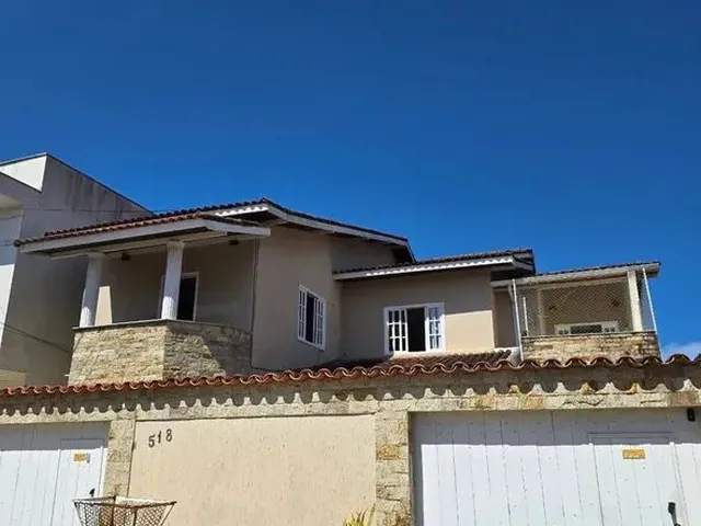 Imagem: Casa Sobrado com Planejados no Mirante da