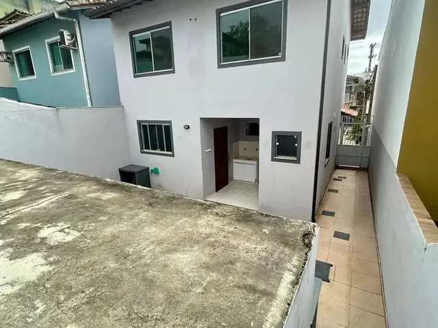 Imagem 9: Granja dos Cavaleiros - Excelente Casa de 3 Qts (1 Suíte) com 2 Vagas de Garagem!!!